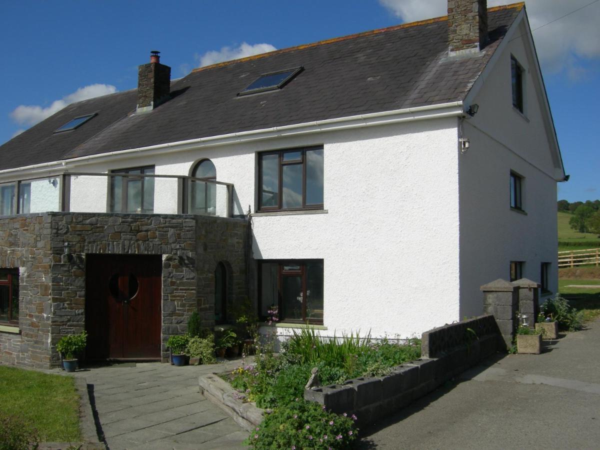 Alltyfyrddin Farm At The Merlin's Hill Centre Carmarthen