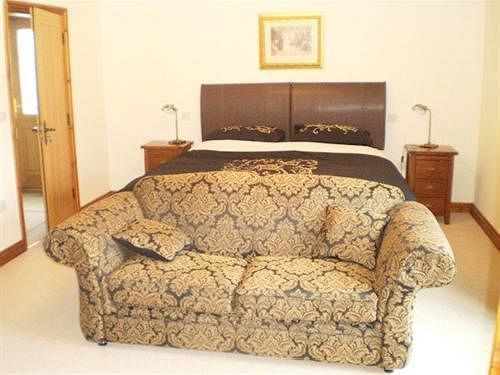 Alltyfyrddin Farm At The Merlin's Hill Centre 3* Carmarthen